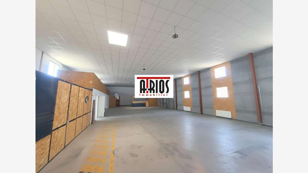 A louer local d'activité 450m² ZI St Martin Hyères