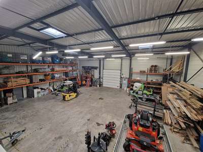 Location Locaux d'activités - Entrepôts à Ifs