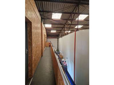 Location Locaux d'activités - Entrepôts à Ifs