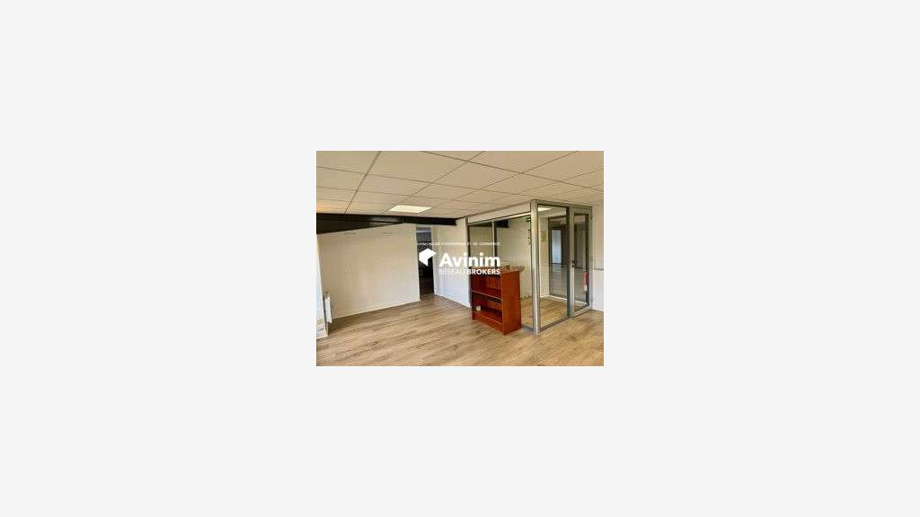 Opportunité local activité 700m² Orléans prox A10