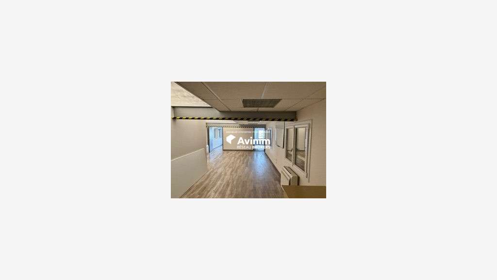 Opportunité local activité 700m² Orléans prox A10
