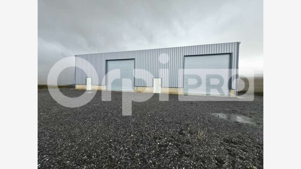 Local d'activité 480m² à louer à Isles-sur-Suippe