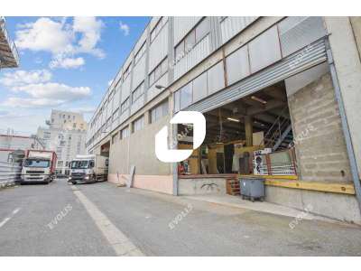 Location Locaux d'activités - Entrepôts à Ivry-sur-Seine