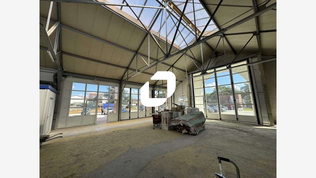 A louer Local d'activité 300m² Ivry sur seine