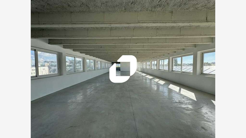 A louer Local d'activité 300m² Ivry sur seine