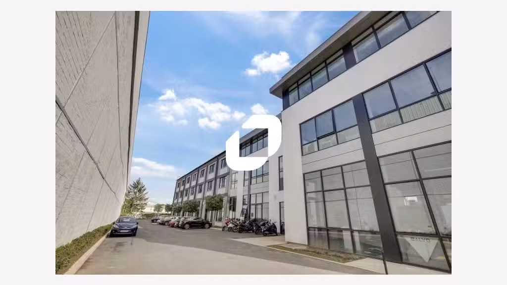 A louer Local d'activité 3296m² Ivry sur seine