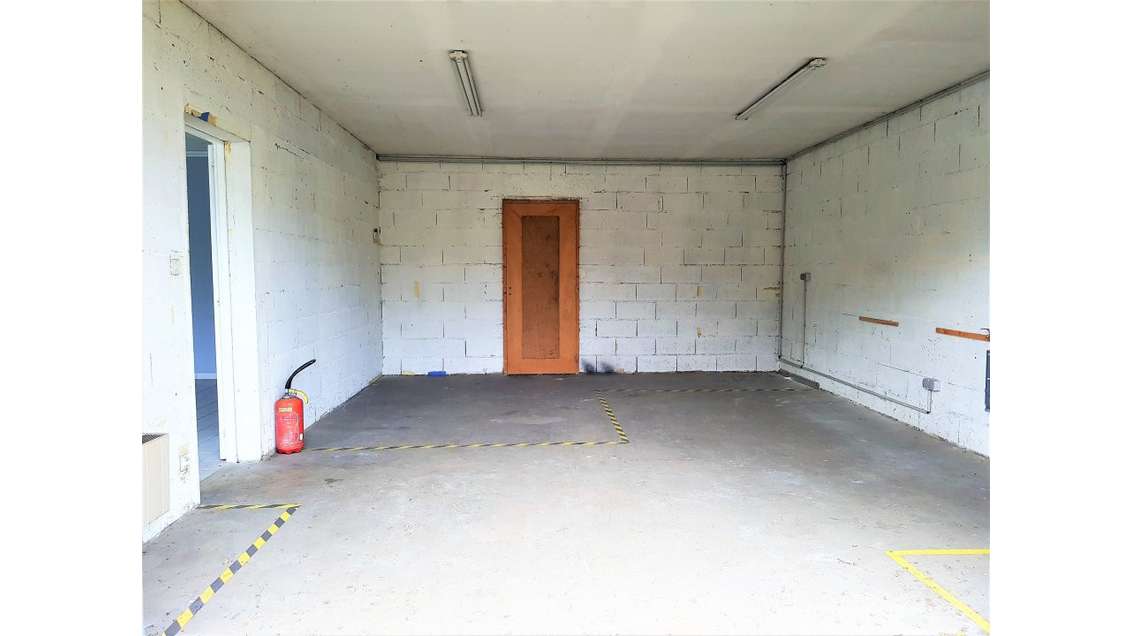 Loue local d'activité de 66m² à Jaunay Marigny