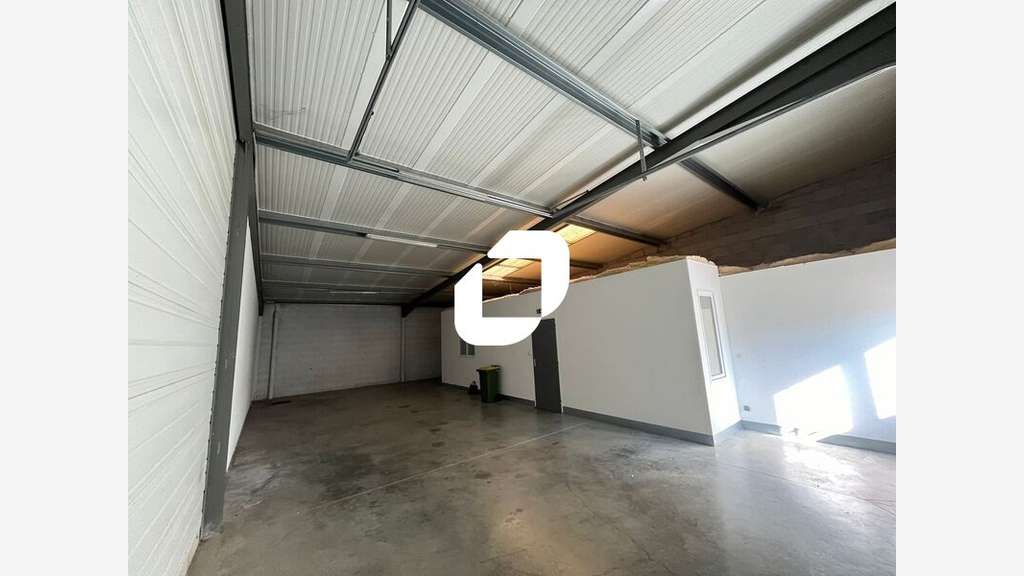 A louer Local d'activité 150m² Jonage
