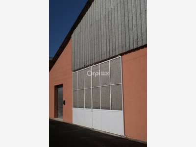 Local 40m² à louer à Saint-Saturnin-lès-Avignon