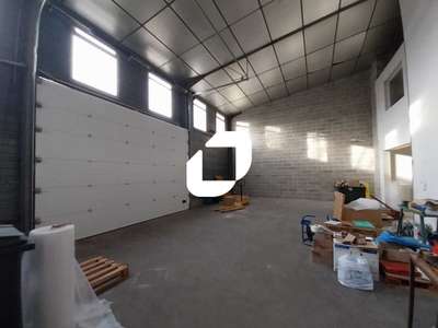 Location Locaux d'activités - Entrepôts à Jouars-Pontchartrain