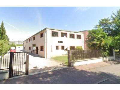 Location Locaux d'activités - Entrepôts à Jouy-en-Josas