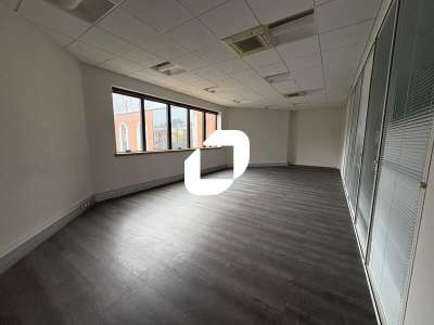 A louer Local d'activité 234m² Jouy en josas
