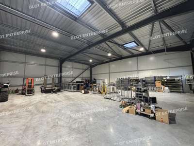 Location Locaux d'activités - Entrepôts à Kervignac