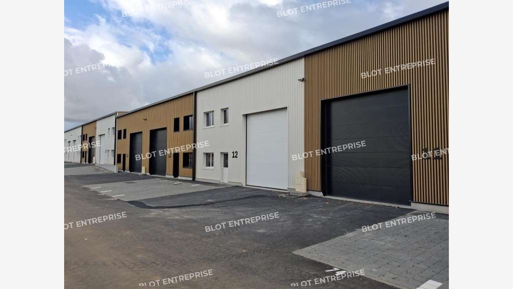 A louer local d'activités de 113m² à Kervignac