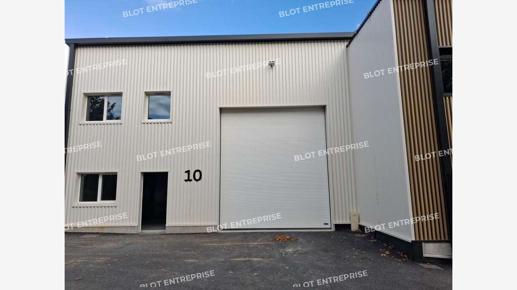 A louer local d'activités de 113m² à Kervignac