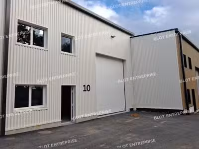 A louer local d'activités de 113m² à Kervignac
