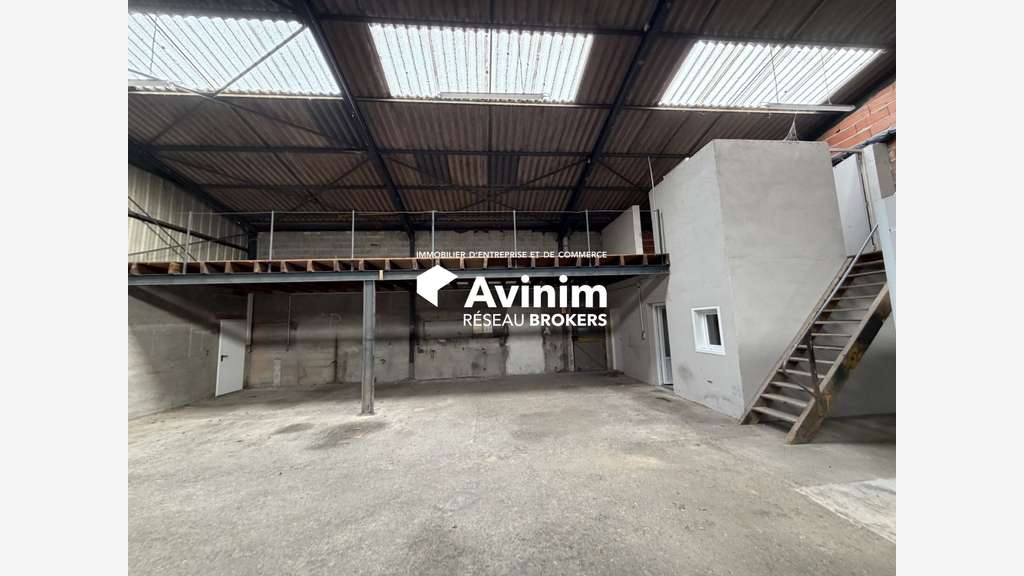 Loue local activité bureaux 310m² L'Isle-Jourdain