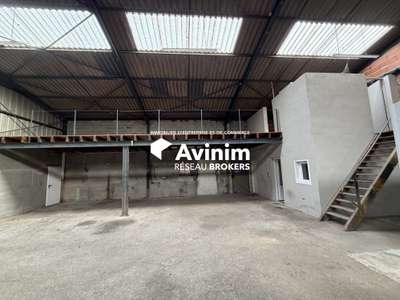 Loue local activité bureaux 310m² L'Isle-Jourdain