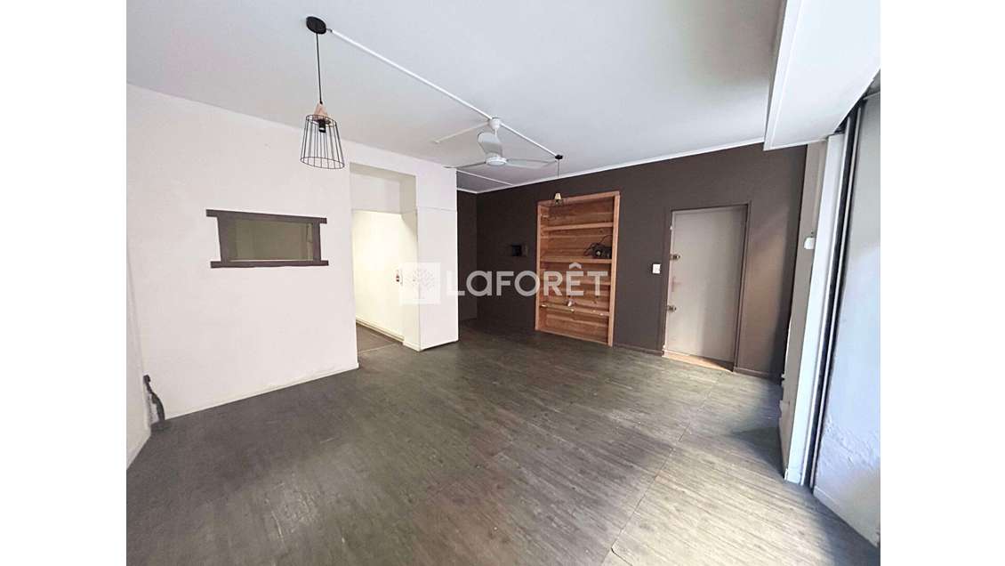 LOCAL PROFESSIONNEL - L'Isle Sur La Sorgue - 2