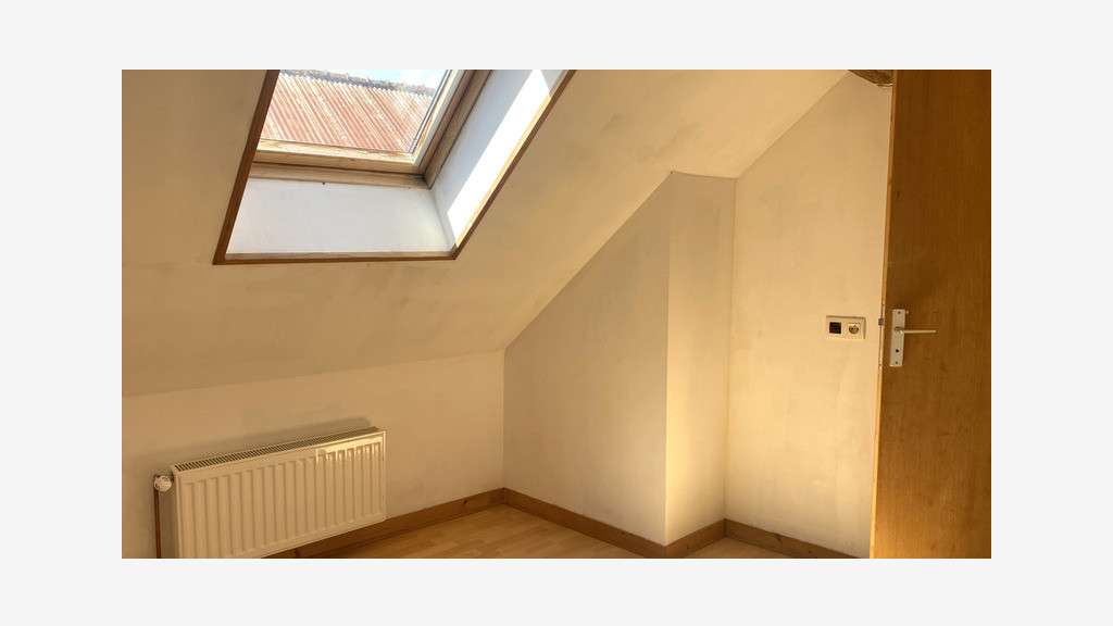 A louer local 85m² avec logement L'Isle-sur-Serein