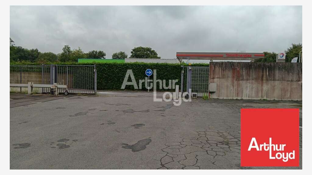 Location local d'activité 678m² L'Oie empl strat.