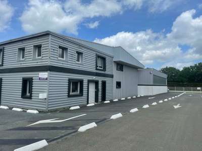 Location Locaux d'activités - Entrepôts à Essarts-en-Bocage