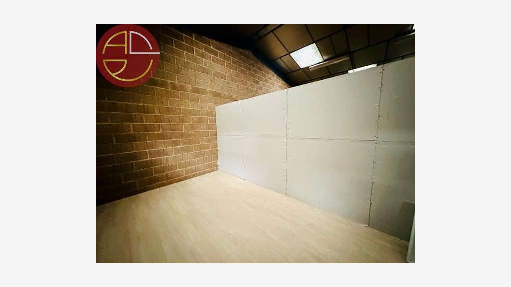 A louer entrepôt 360m² Nord-Est Toulouse l'Union