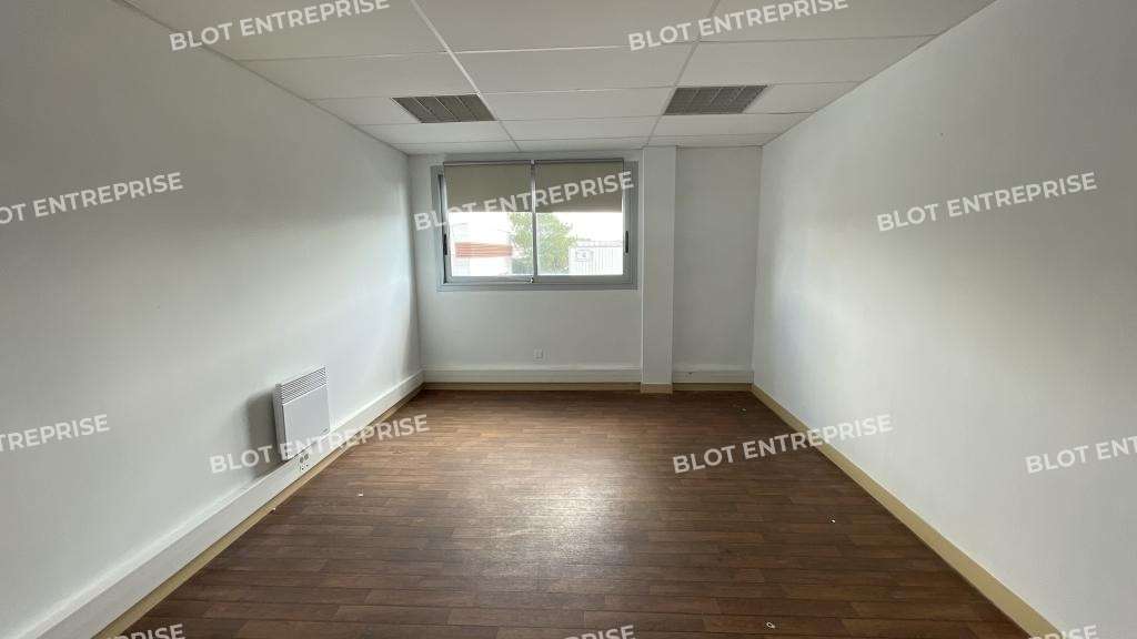 A louer local 951m² proche de La Baule-Escoublac