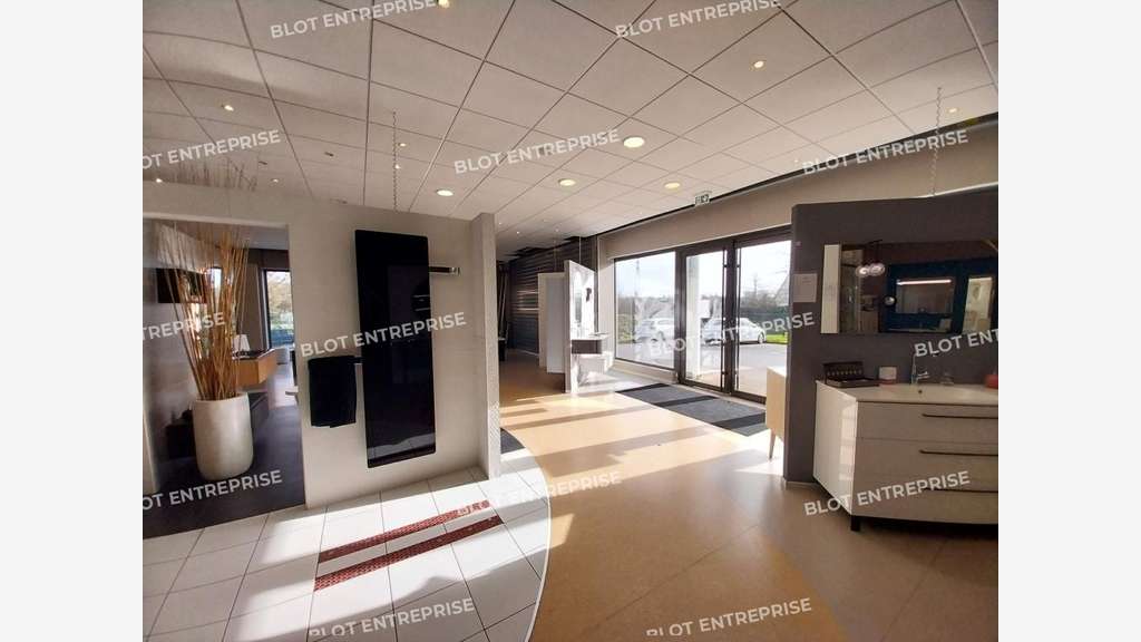 A louer bâtiment indépendant 1217m² à La Baule