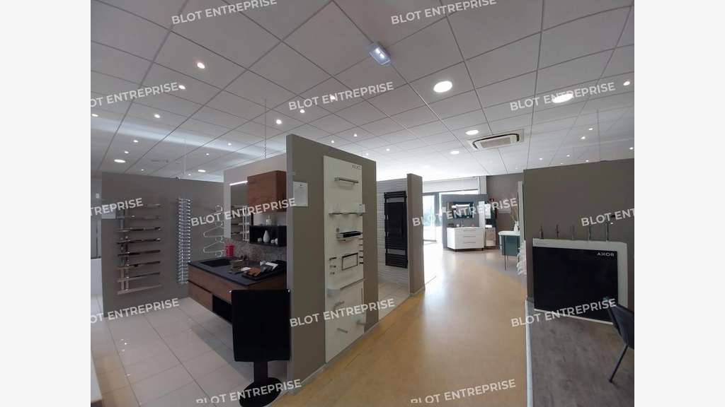 A louer showroom 350m² à La Baule-Escoublac
