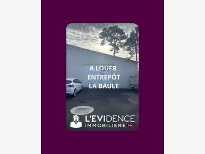 A louer local de stockage de 450m² à La Baule