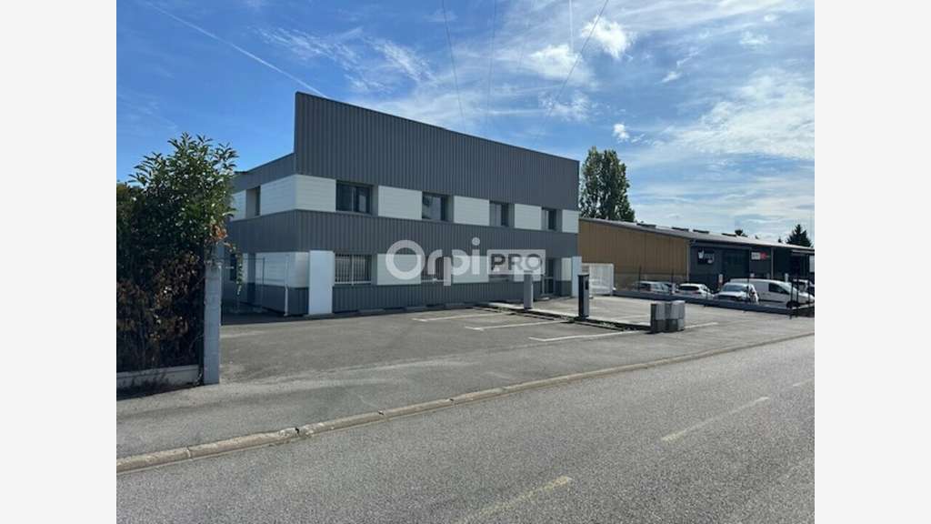 LA CHAPELLE-SUR-ERDRE - LOCAL D'ACTIVITE à louer