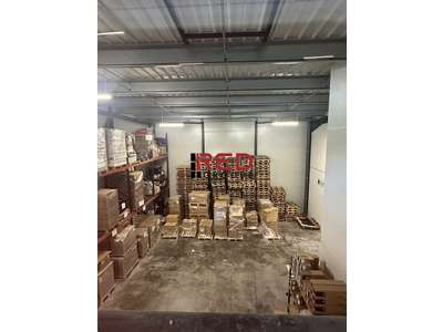 Location Locaux d'activités - Entrepôts à La Ciotat