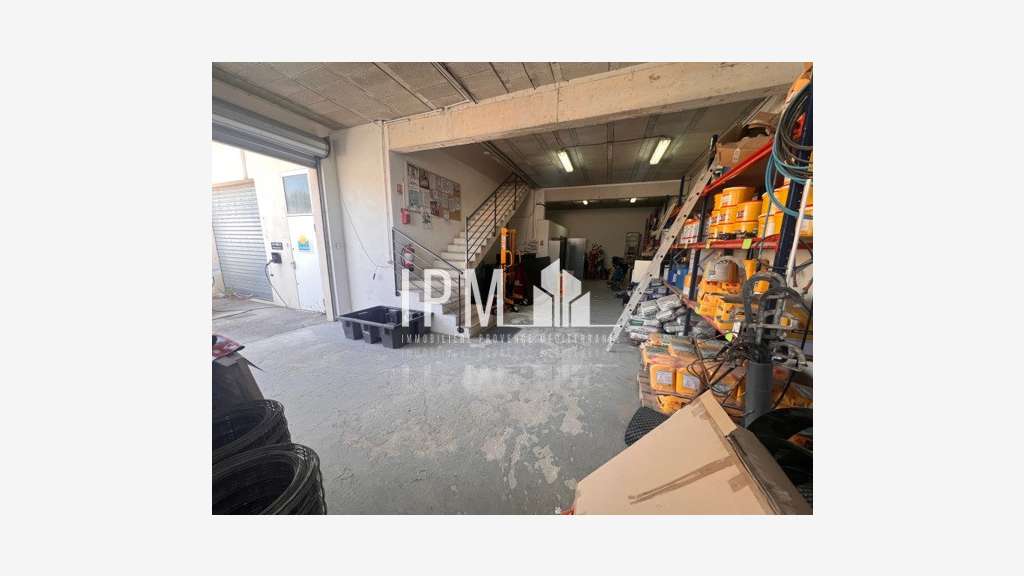 A louer local d'activités 180m² La Ciotat 13600
