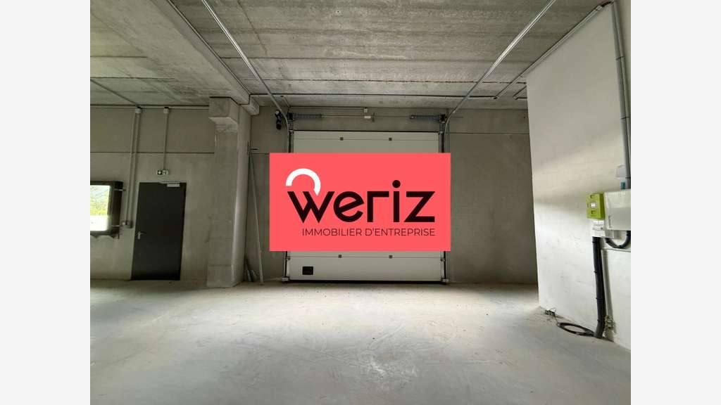 Location entrepôt 936m² ZI Athélia II à La Ciotat
