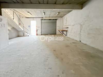 Location Locaux d'activités - Entrepôts à La Ciotat