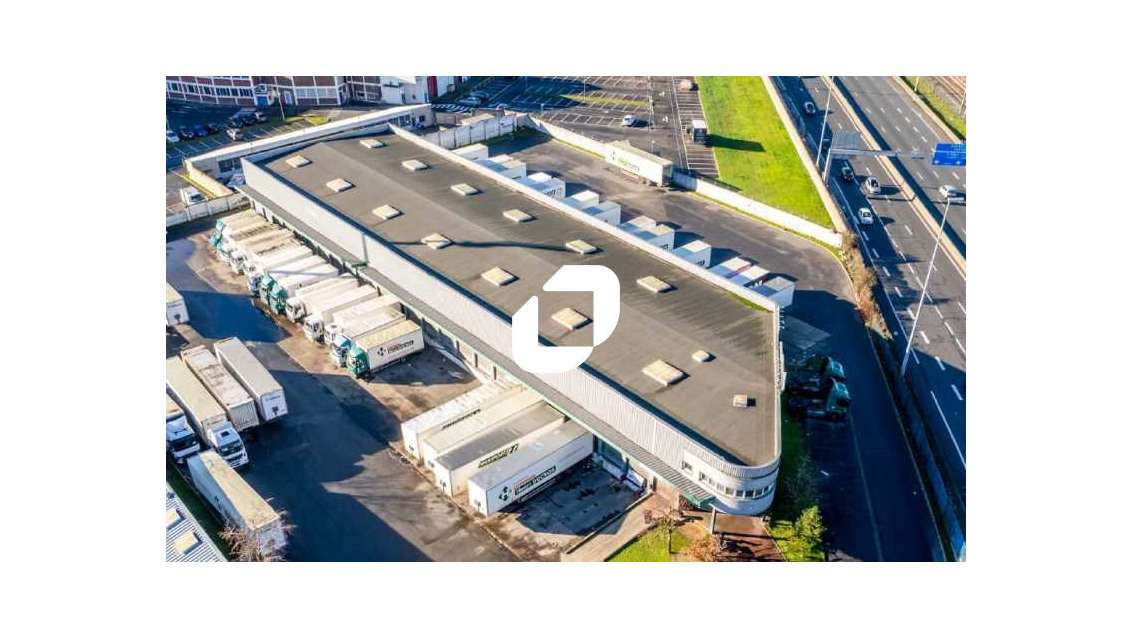 A louer Local d'activité 2420m² La courneuve