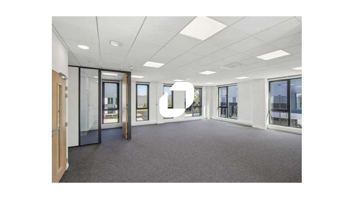 A louer Local d'activité 10580m² La courneuve