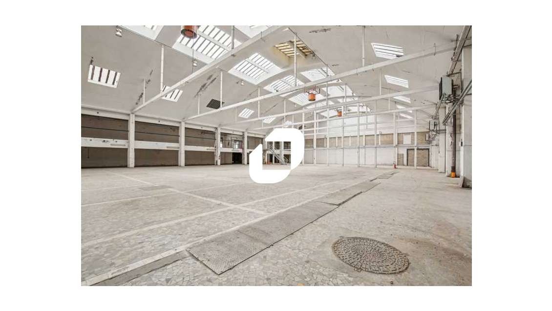 A louer Local d'activité 2573m² La courneuve