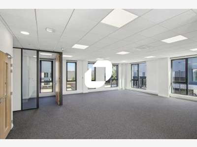 A louer Local d'activité 10580m² La courneuve