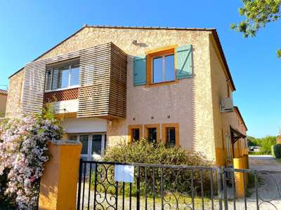 Location Locaux d'activités - Entrepôts à La Crau