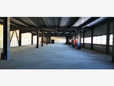 A louer plateau de 1000m² à La Crau proche A570