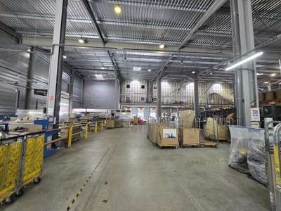 Location Locaux d'activités - Entrepôts à La Crau