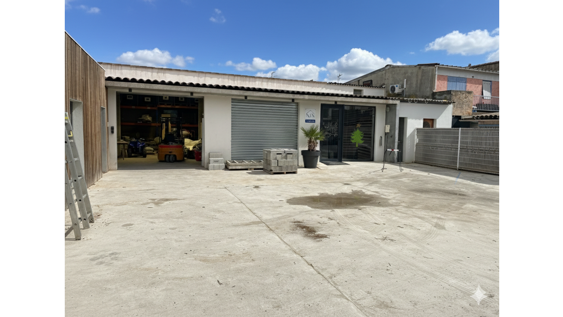 A louer locaux d'activités et bureaux à Toulon-Est