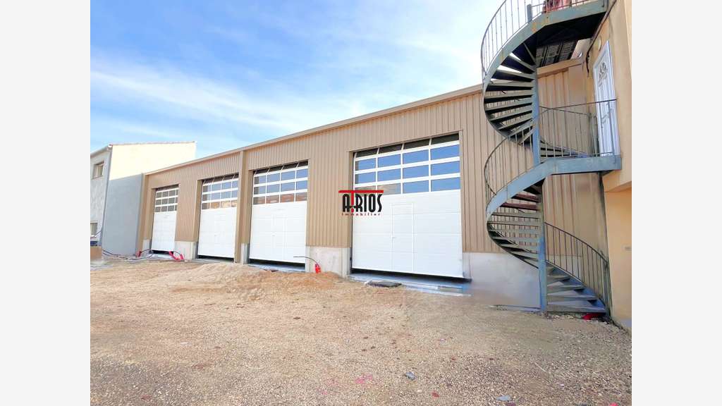 ENTREPOT NEUF 113 m²
