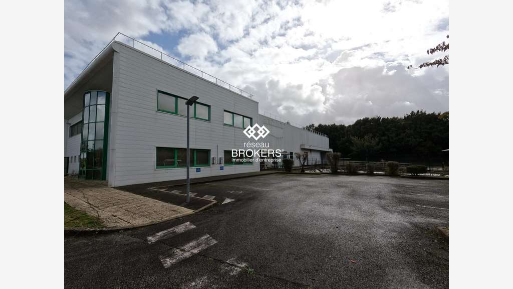 A louer entrepôt froid 5166m² à La Crèche