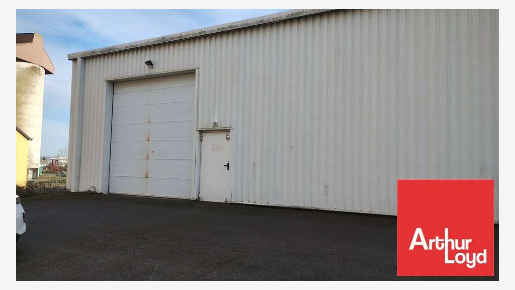 A louer local de stockage de 190m² en ZA la Crèche