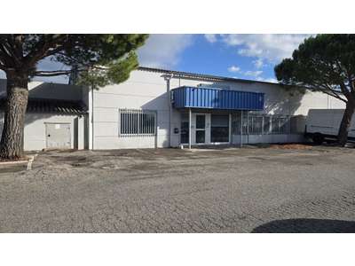 Location Locaux d'activités - Entrepôts à La Farlède