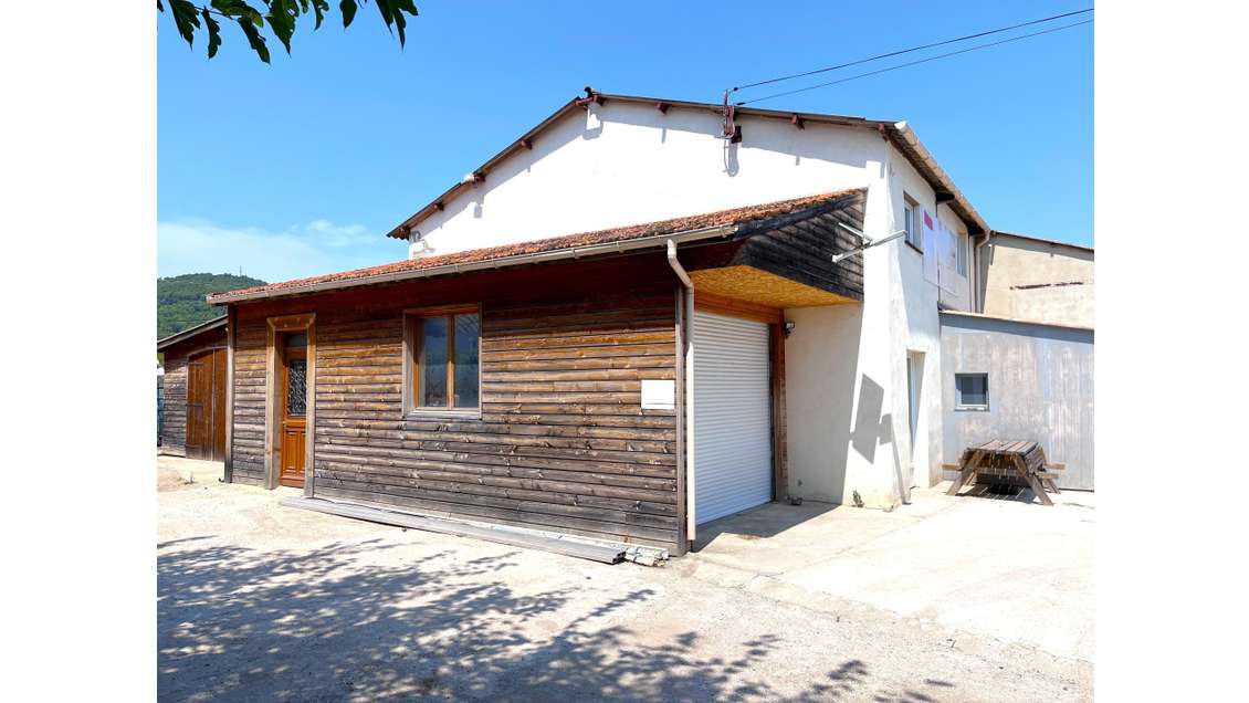 A louer local d'activité 272m² ZI La Farlède