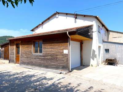 Location Locaux d'activités - Entrepôts à La Farlède